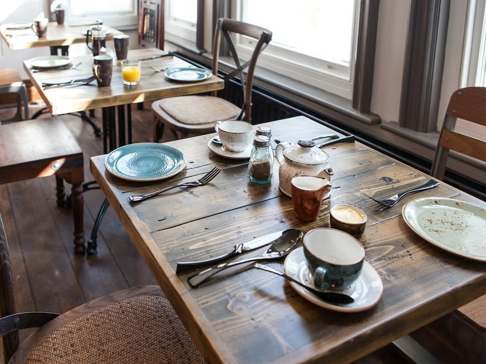 Oaklands Guest House 36/50