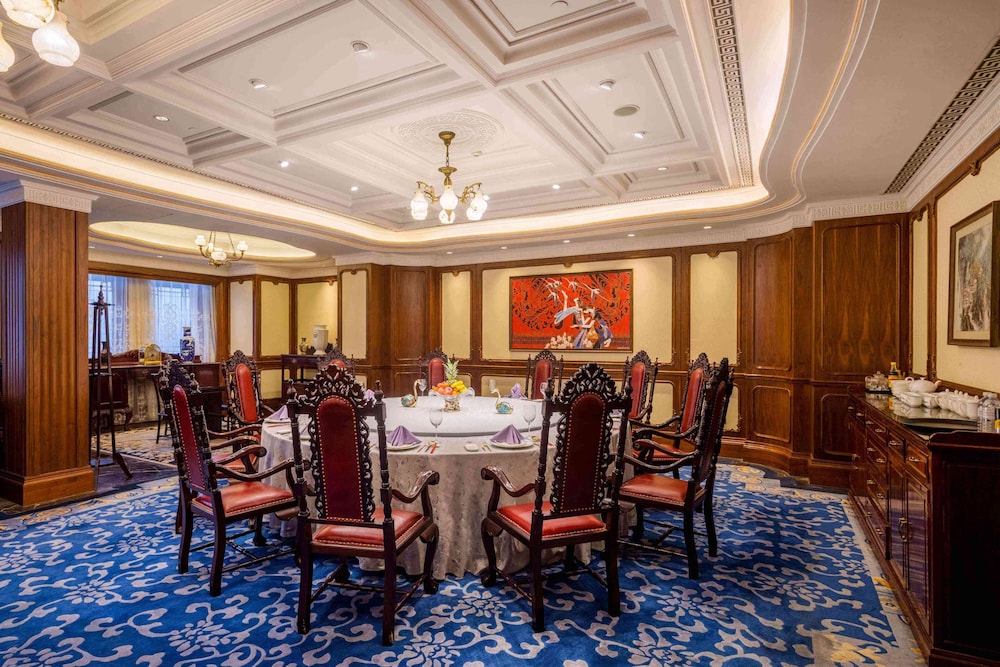 Shanghai Donghu Hotel 54/62