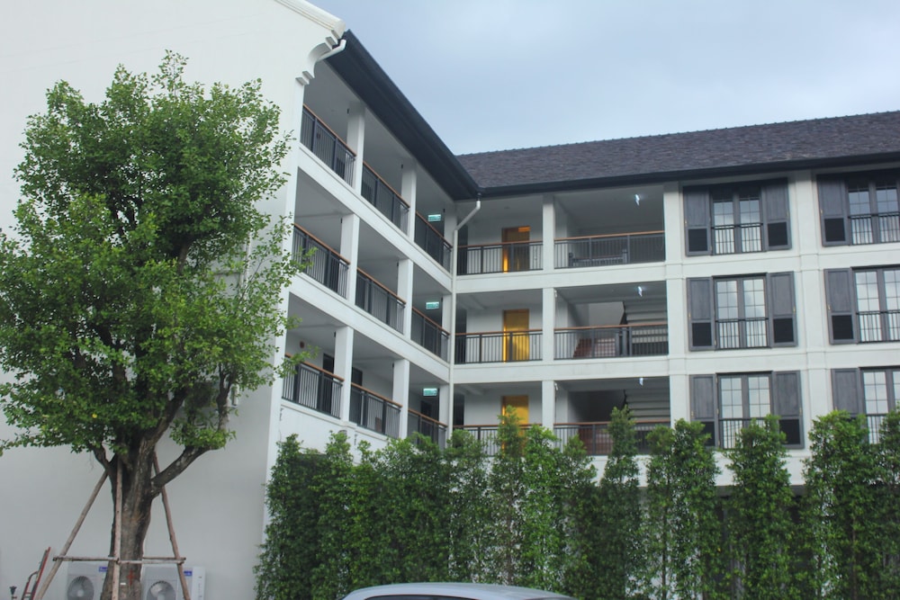 Buri Siri Hotel 5/71