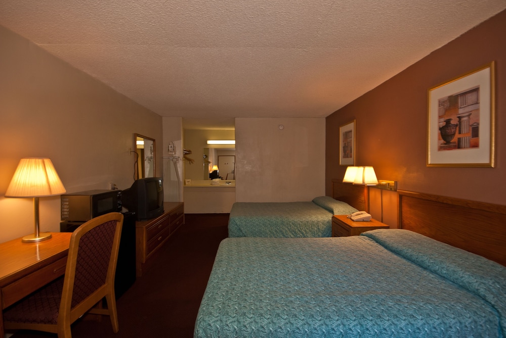 Country Hearth Inn & Suites Marietta 15/43
