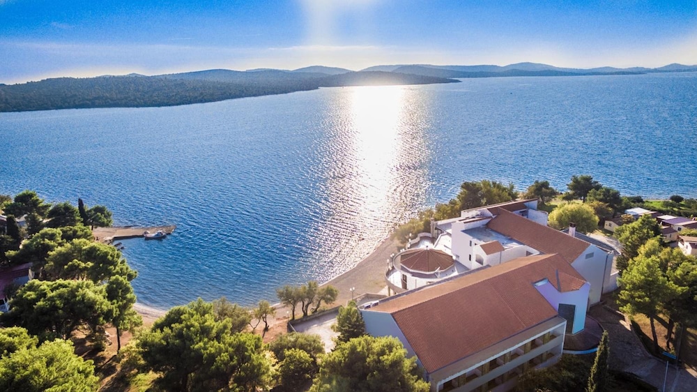 Hotel Miran Pirovac 11/55