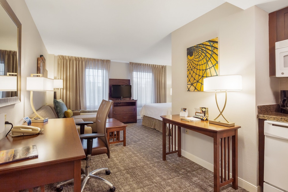 Staybridge Suites Chesapeake - Virginia Beach 64/74