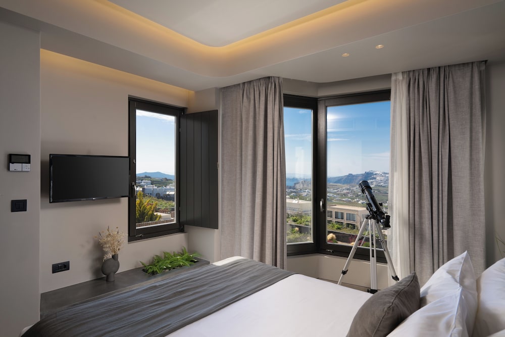 Deluxe, Suite, Queen Bed, Sea View, Plunge Pool