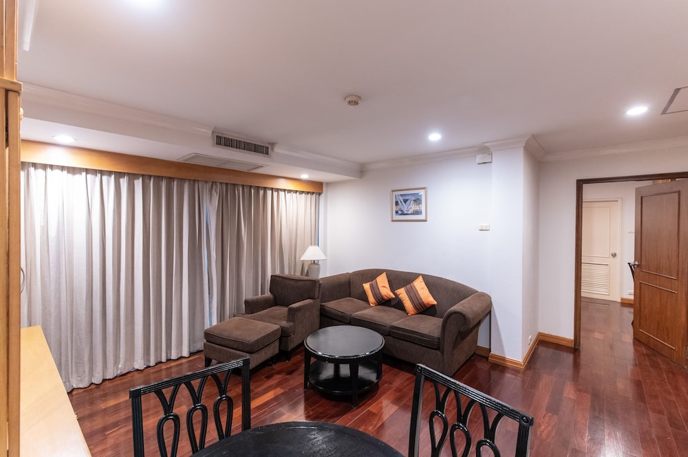 Admiral Suites Bangkok 28/50