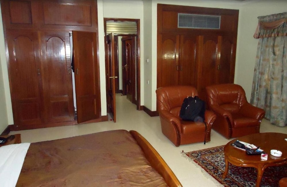 Grand Imperial Hotel 28/51