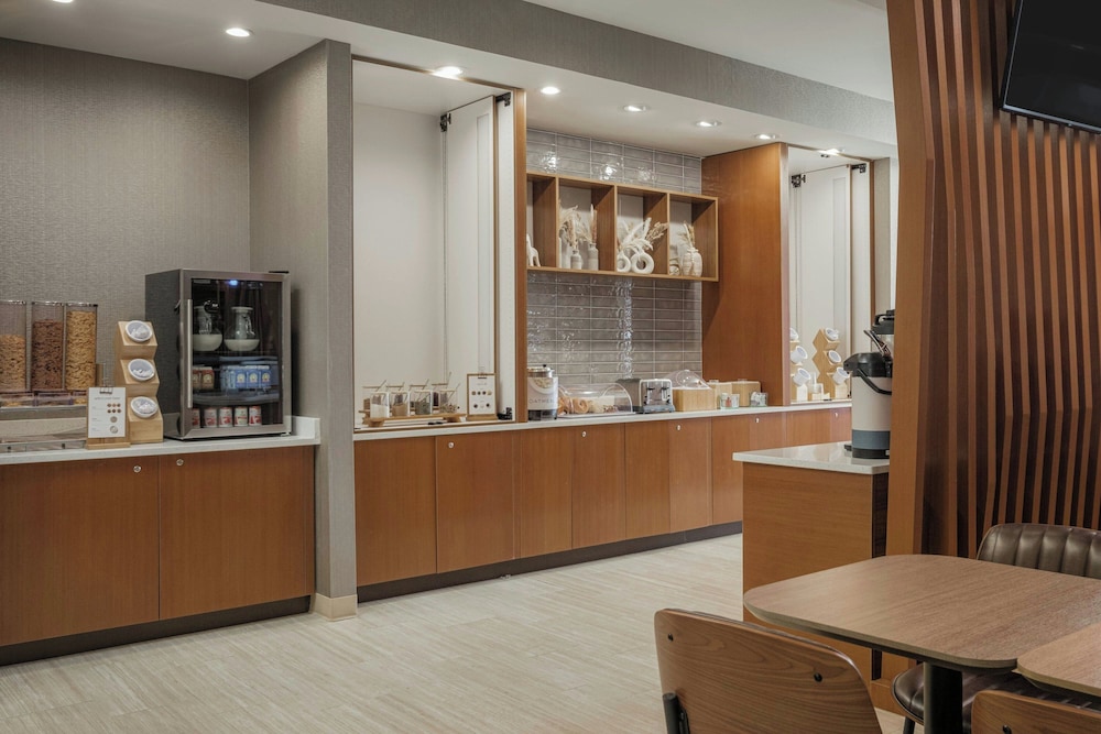 SpringHill Suites by Marriott Lexington Frankfort 16/23