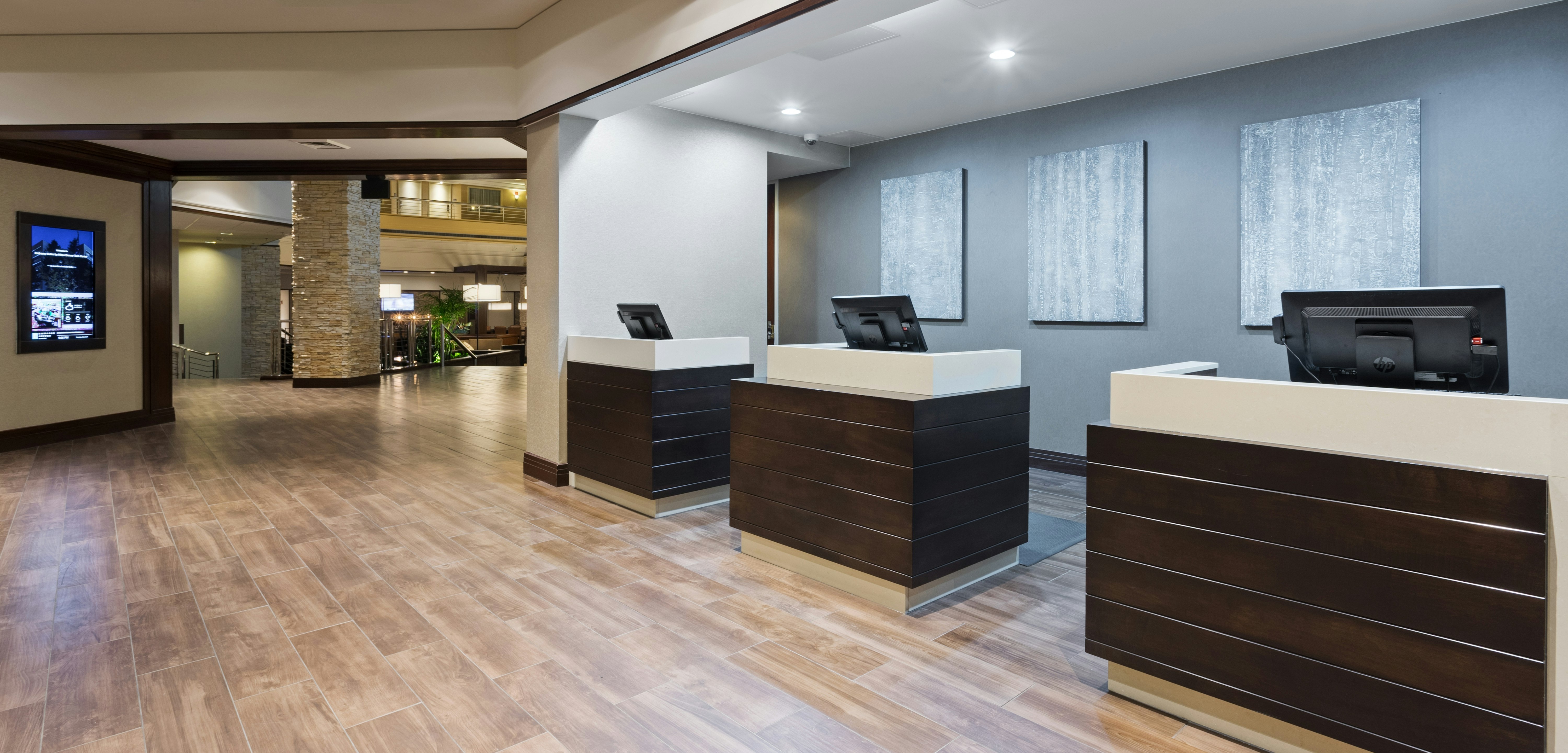 Embassy Suites by Hilton Denver Tech Center 11/64
