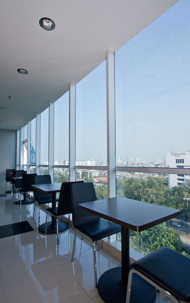 Hotel 88 Grogol 49/55