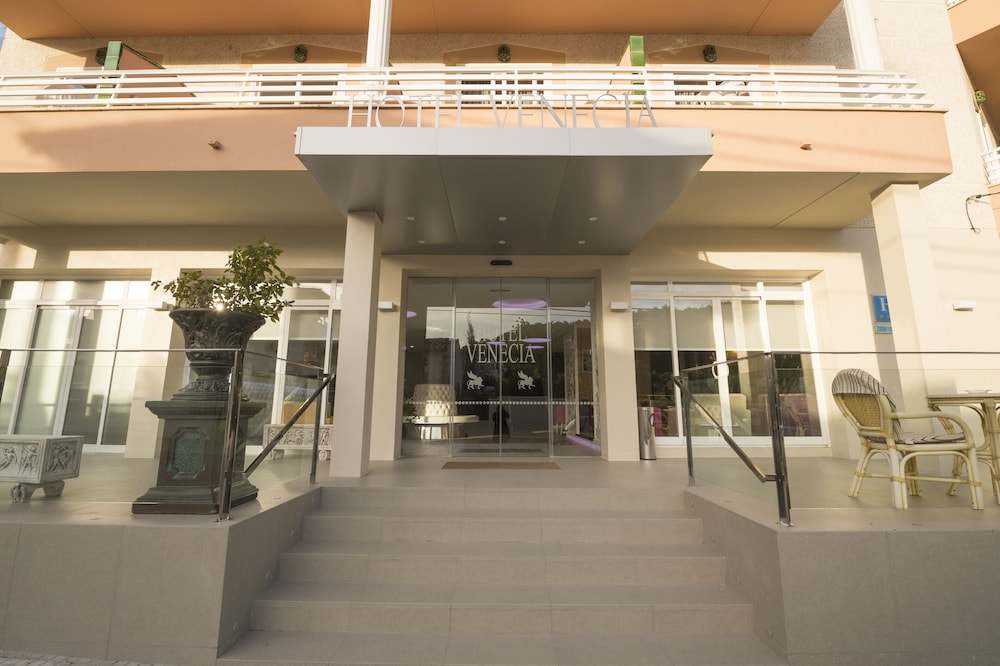 Venecia Hotel 2/64
