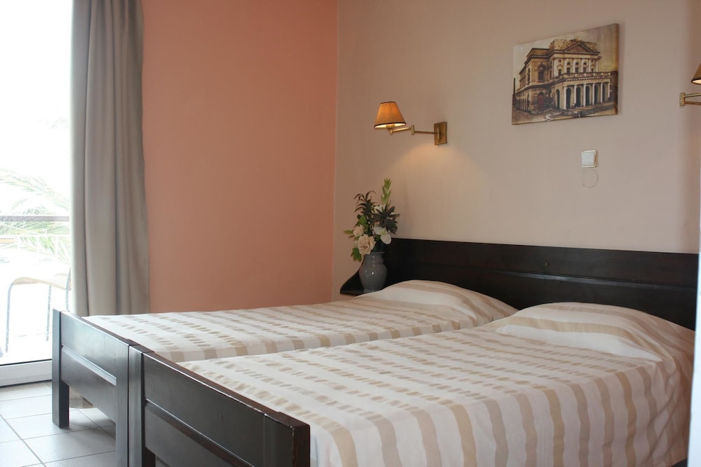 Aegli Hotel 15/64