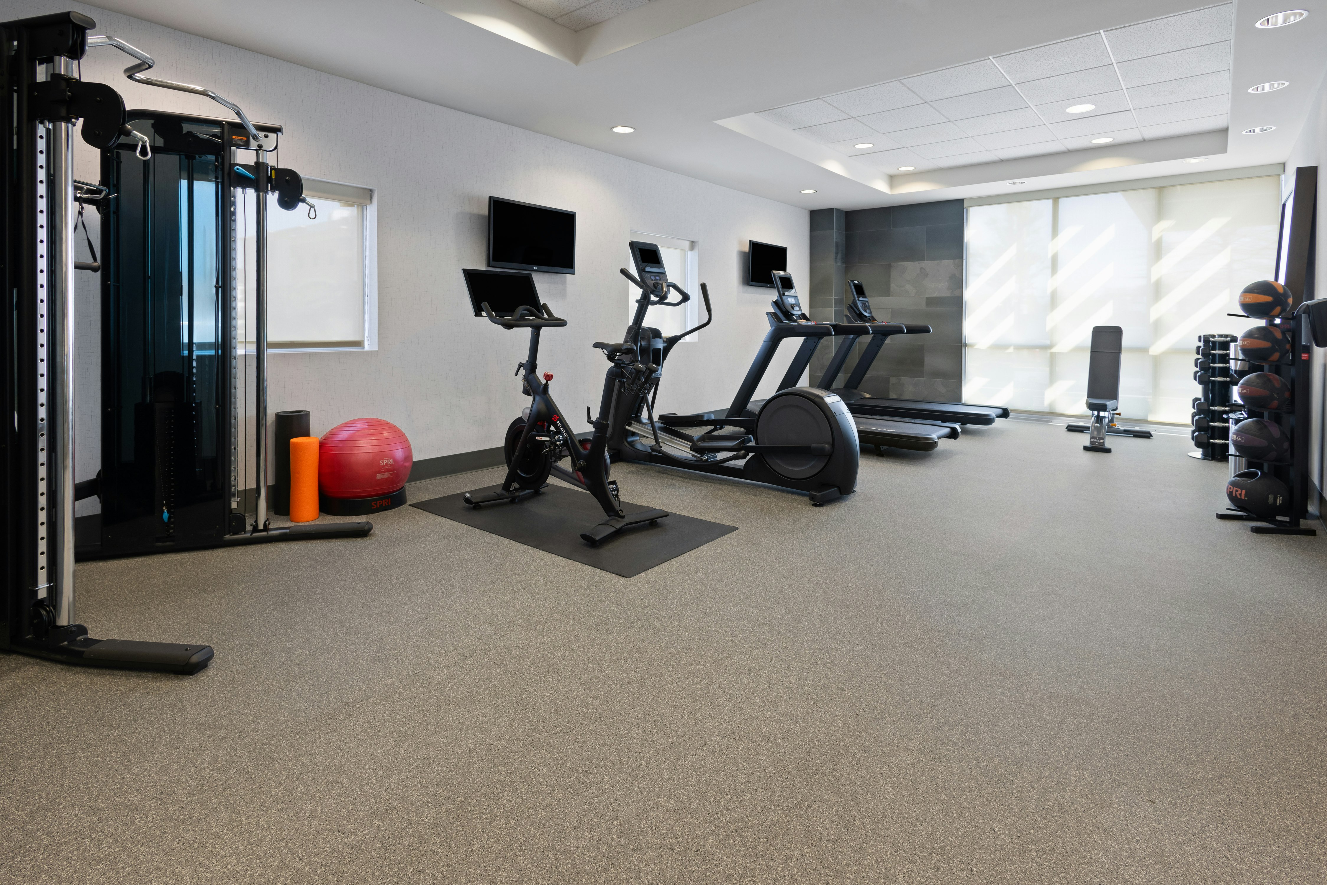 Home2 Suites by Hilton Dover, DE 11/16