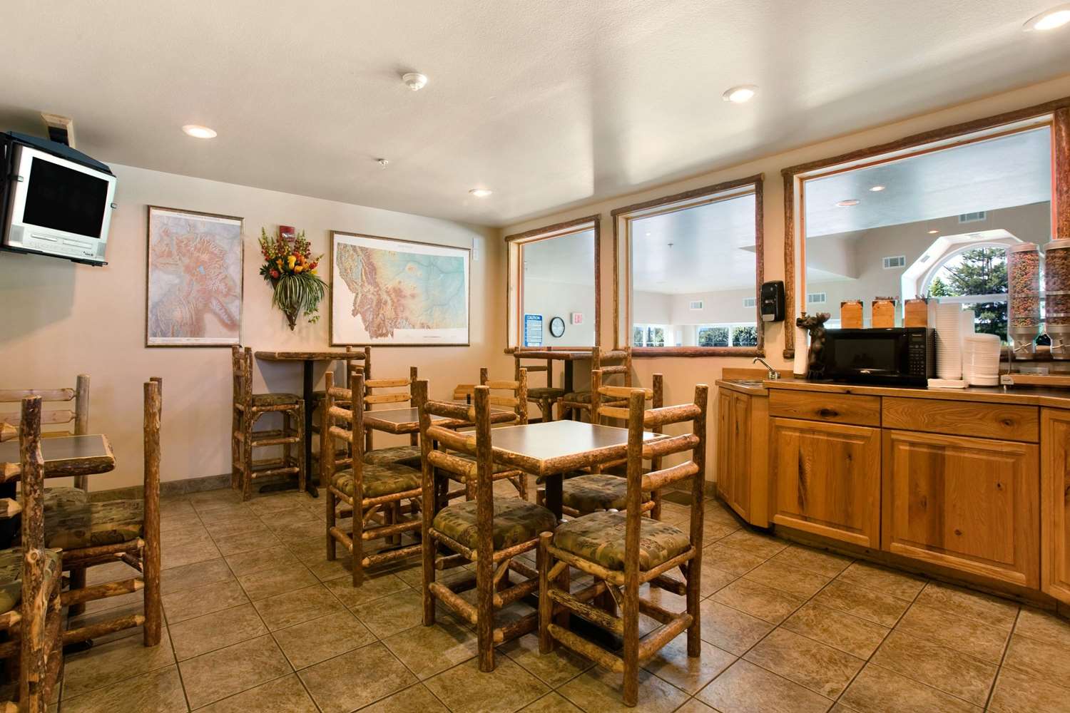 Microtel Inn And Suites Bozeman 27/34