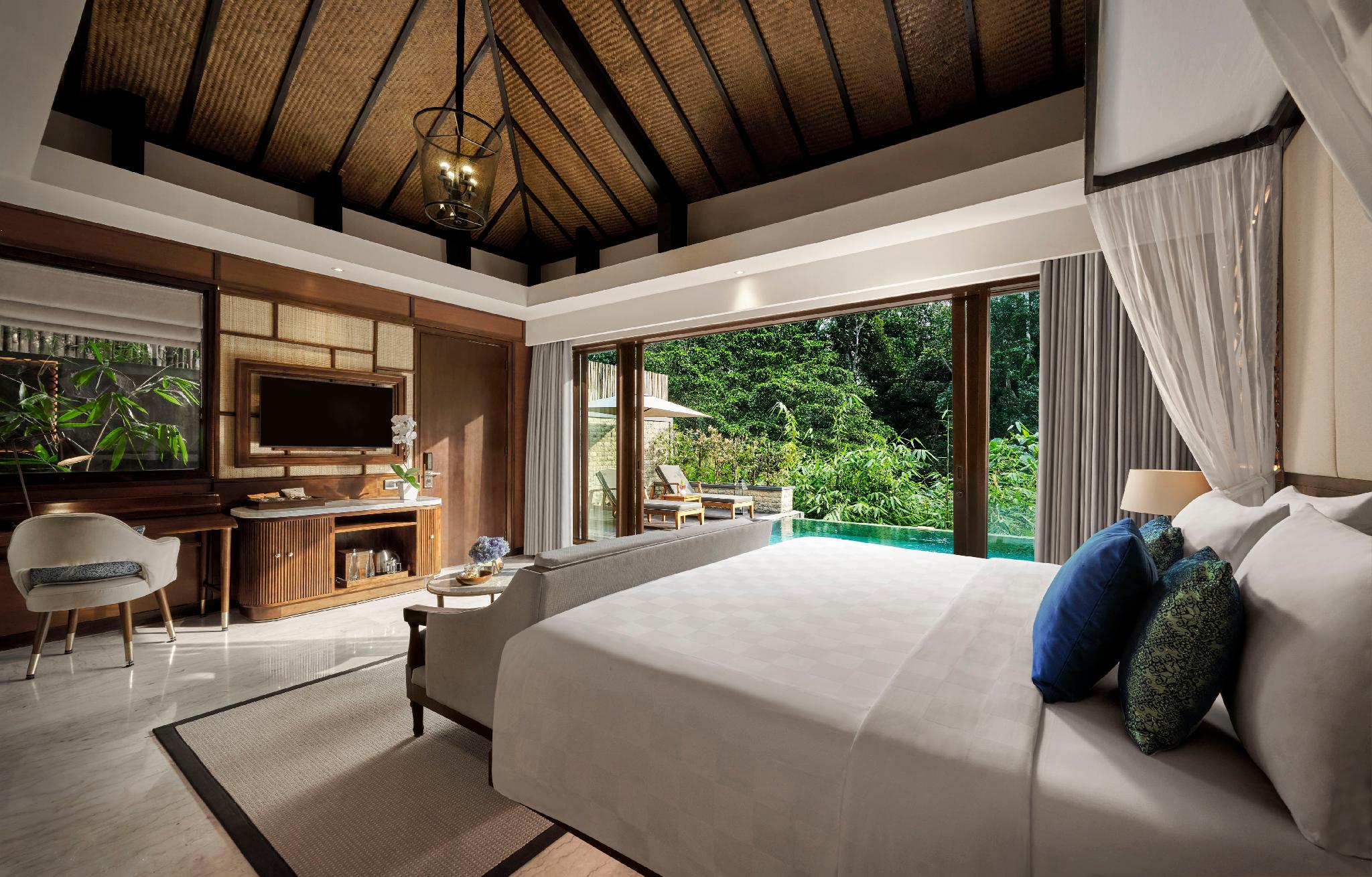 Pool, Valley, Villa