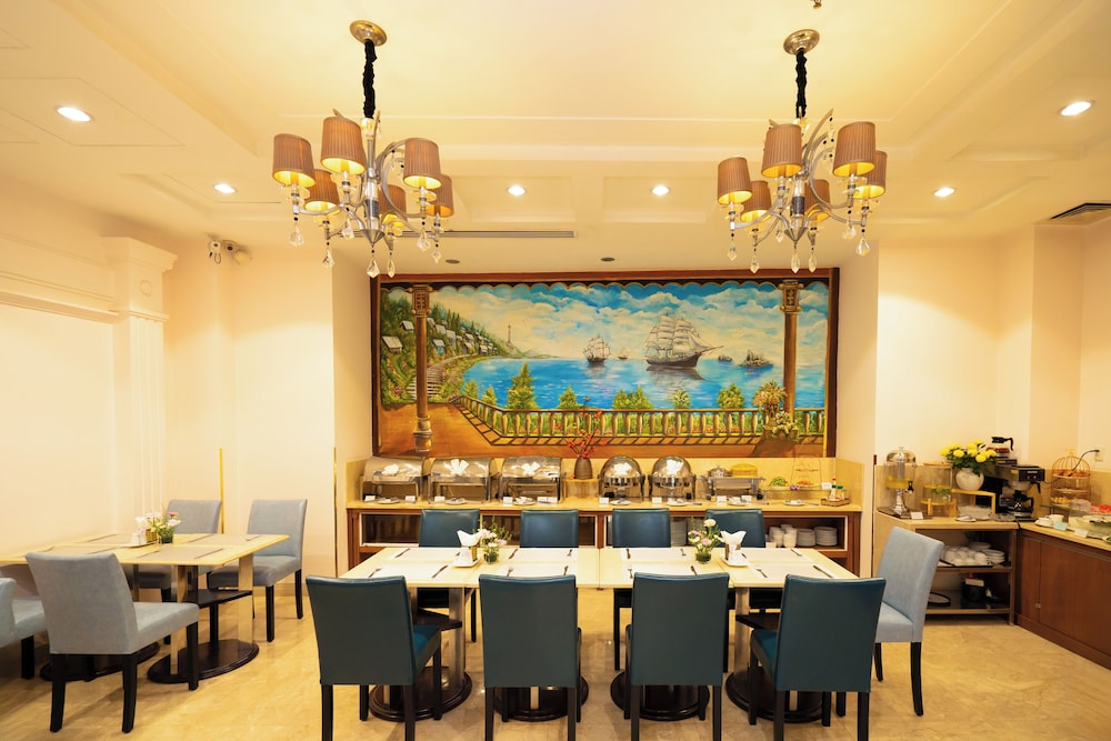 Cap Town Hotel 52/67