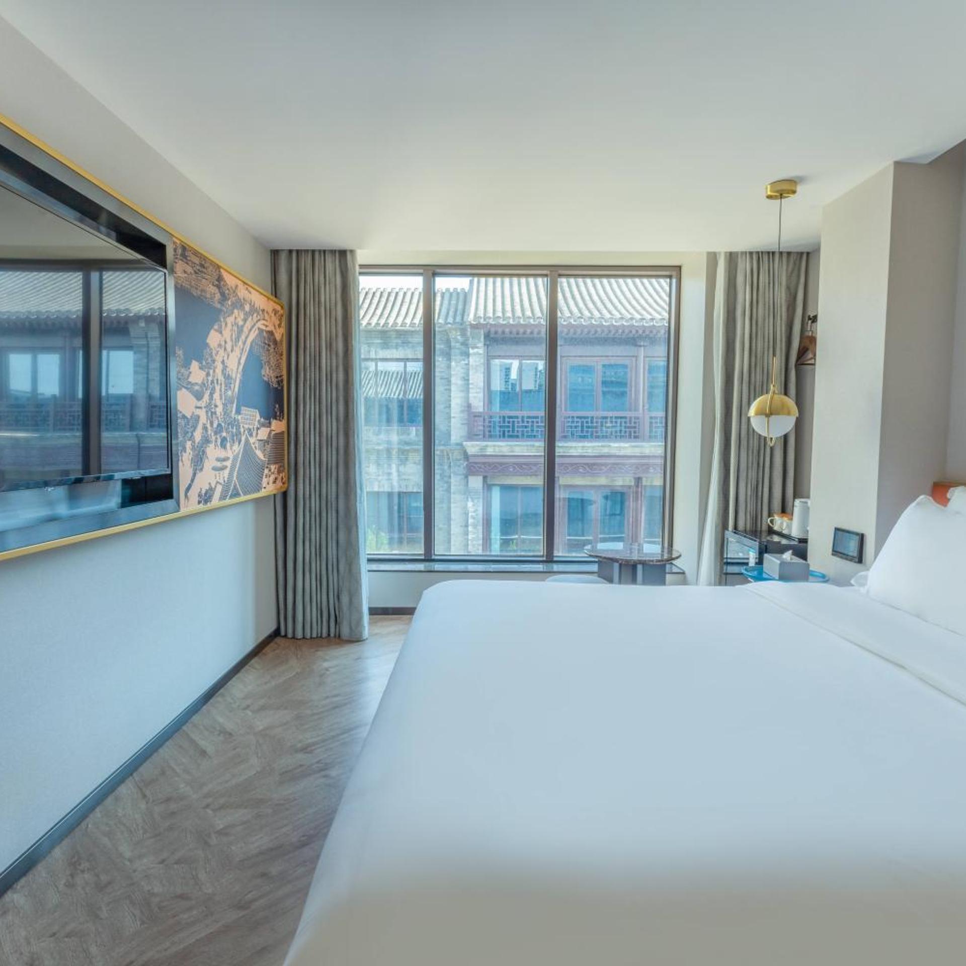 M Hotel (Beijing Tiananmen Square Qianmen Metro Station) 13/48