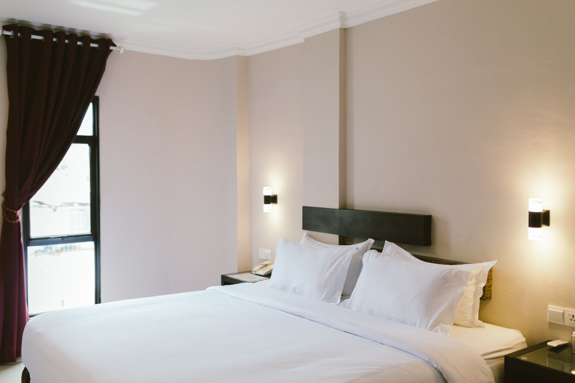 Lite, Deluxe, King Bed