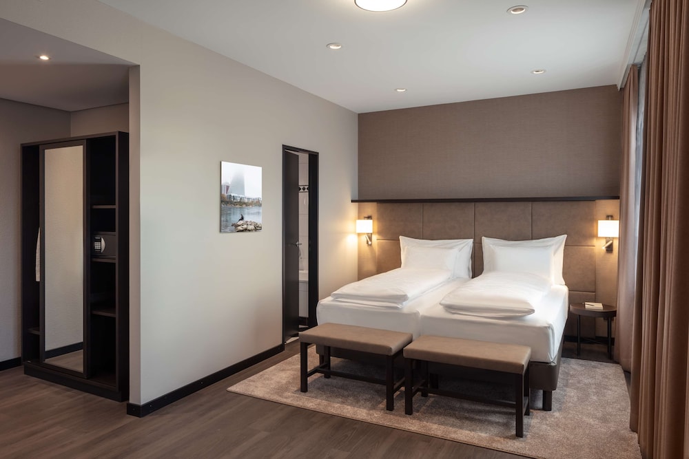 Hotel Victoria 16/62