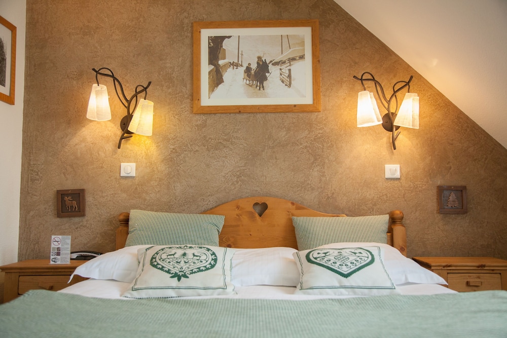 Hotel the Originals Des Princes Chambery 32/77