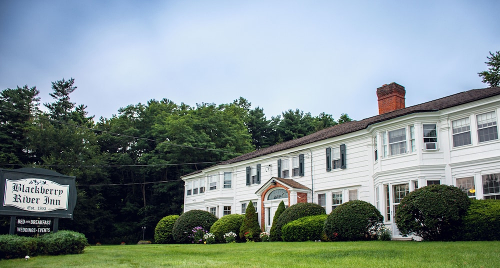 Blackberry River Inn 2/50