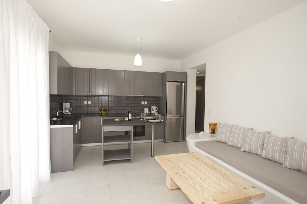 Ac Village Christoulis 24/50