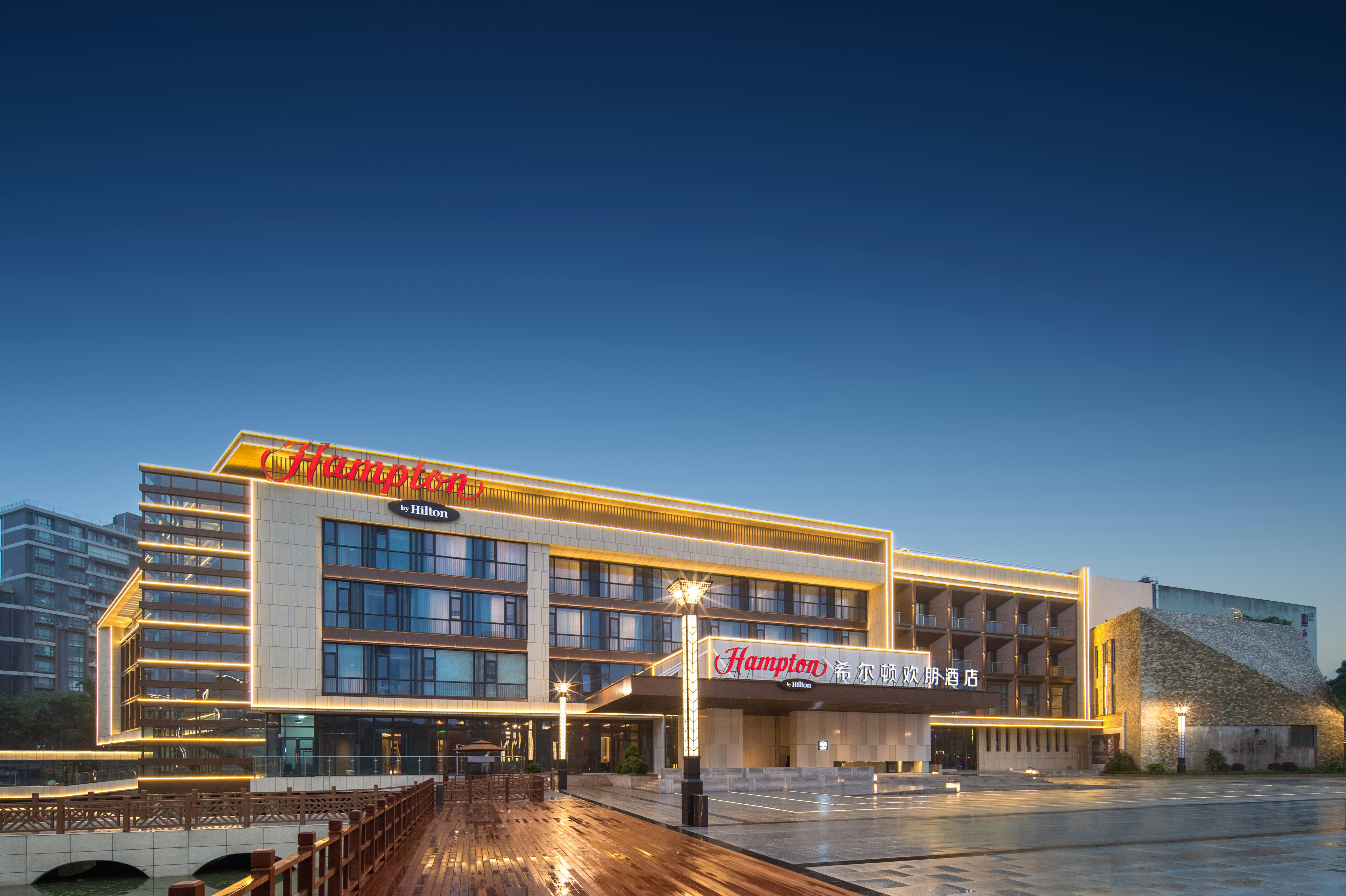 HAMPTON BY HILTON DONGGUAN SONGSHAN LAKE 60/64