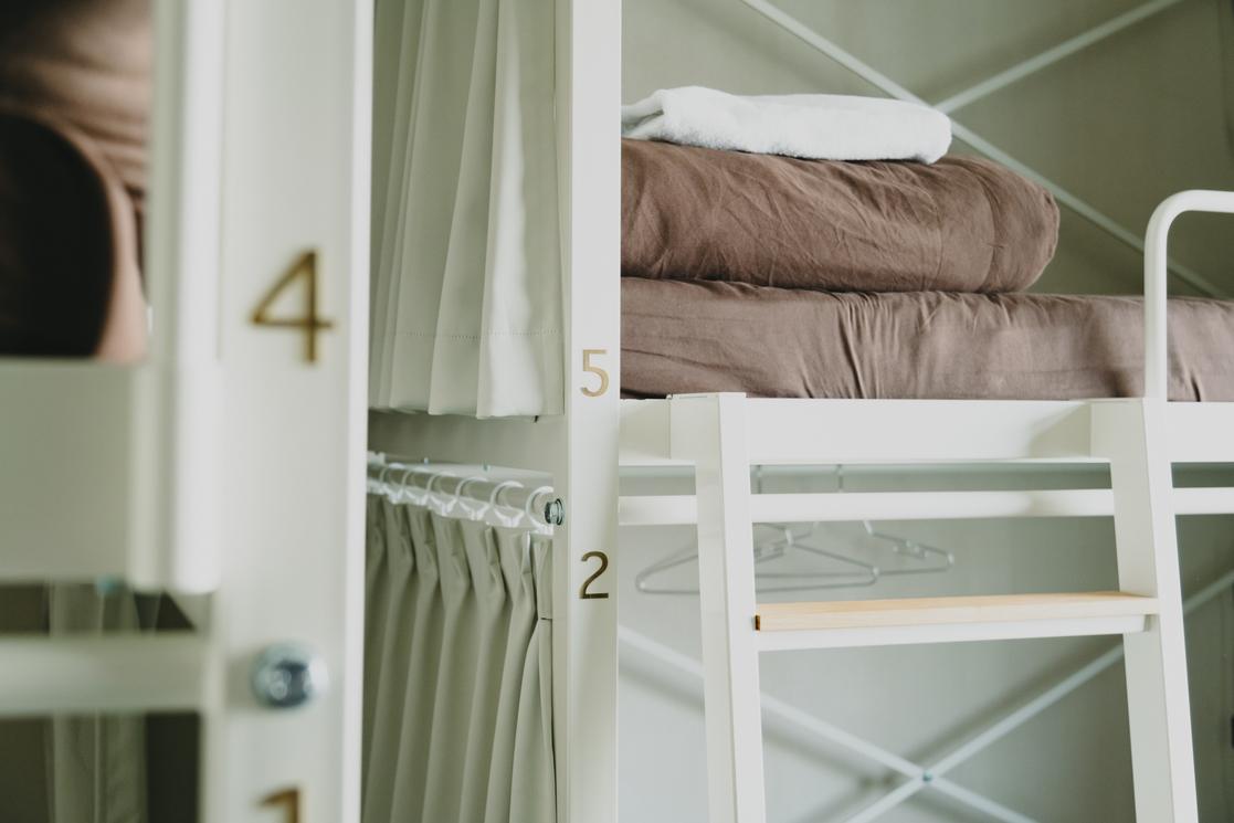 Female Dorm, Female Only