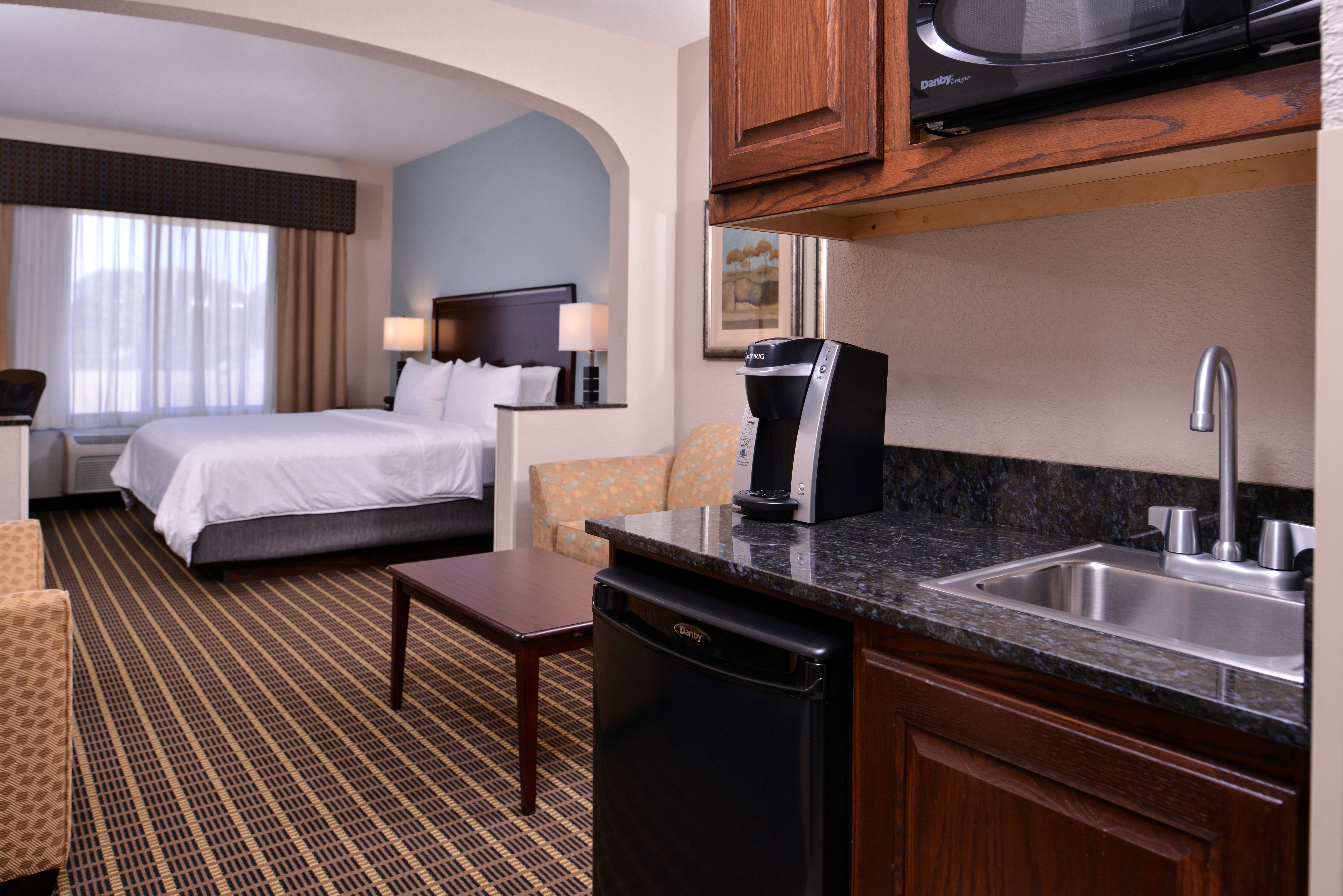 Holiday Inn Express Hotel And Suites Pittsburg 73/73
