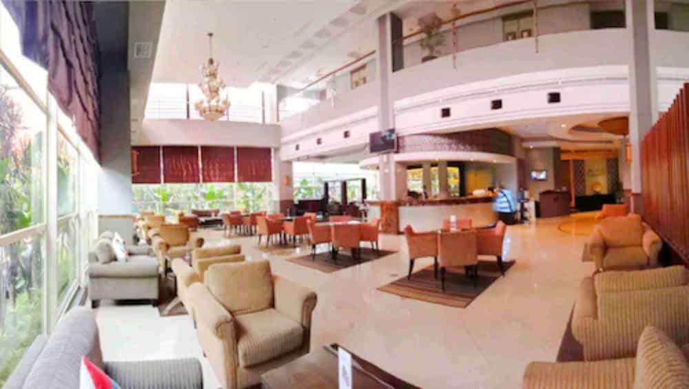 Grage Hotel Cirebon 55/71