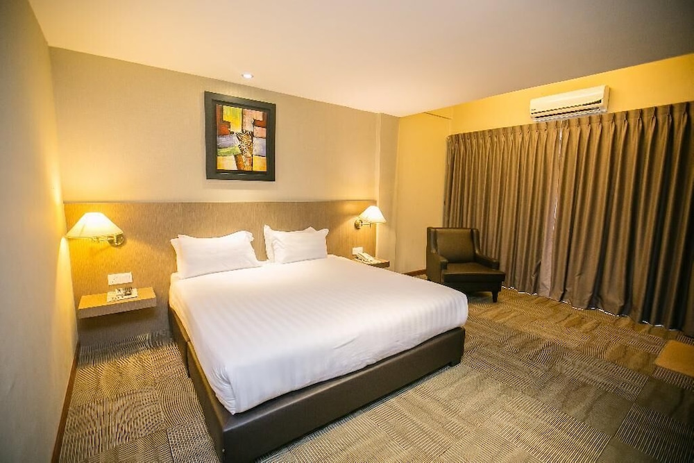 Merdeka Hotel 21/50