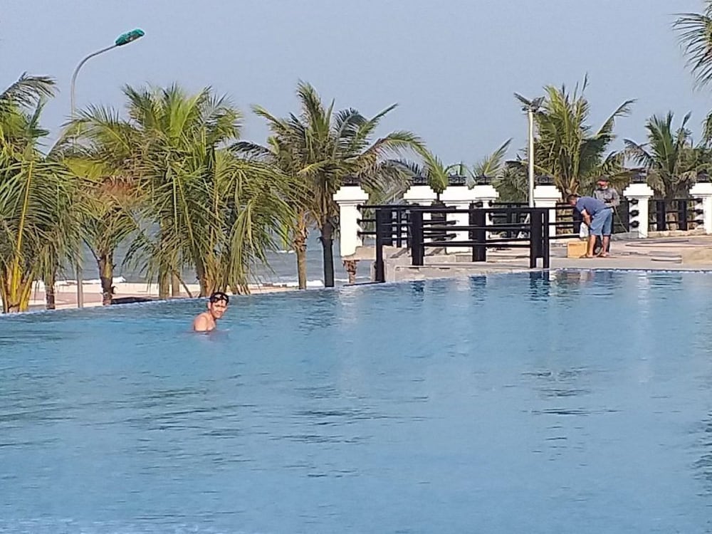 Sea Star Resort Quang Binh 2/66