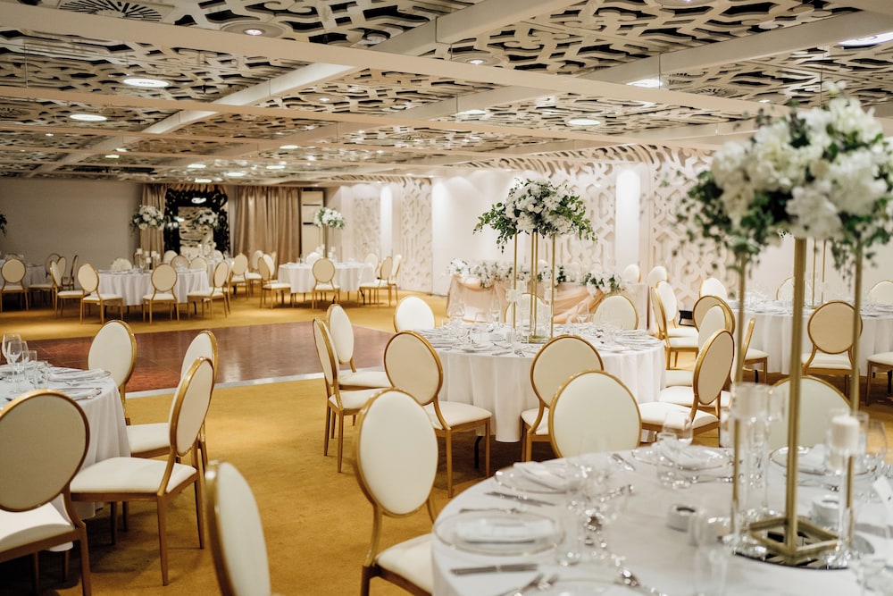 Zijin Hotel 60/74