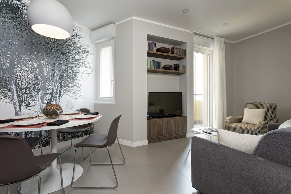 Noba Hotel e Residenze 49/56