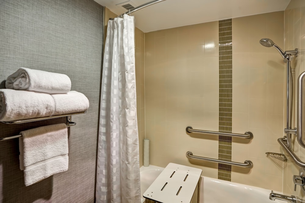 Hyatt Place Richmond/Innsbrook 18/67