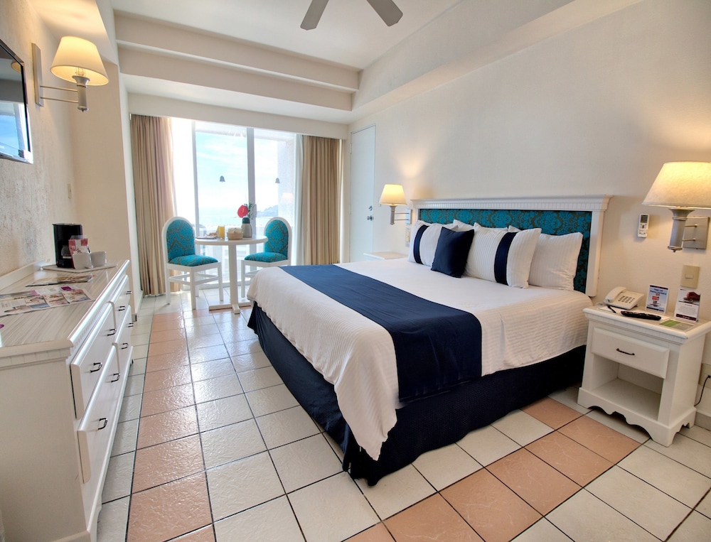 Sunset Palace Beach Hotel 13/51