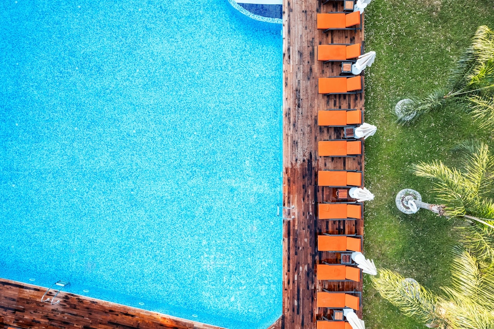 Bodrum Beach Resort 64/65