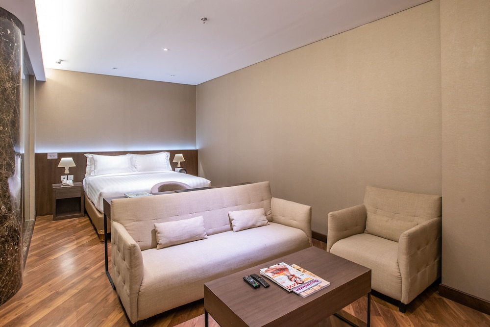 Ashley Hotel Jakarta 32/66