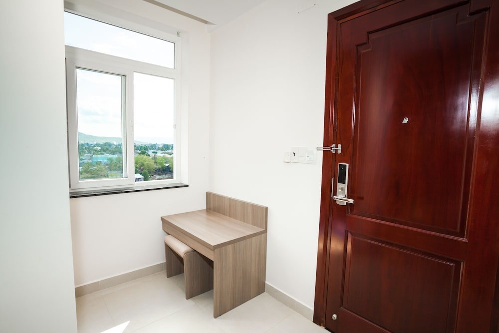 Blue Sky Phu Quoc Hotel 45/59
