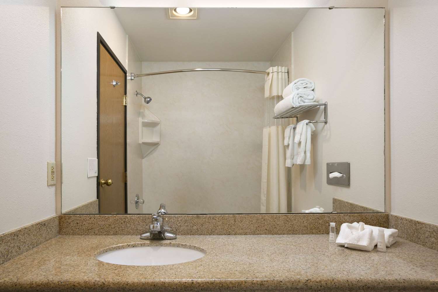 Baymont By Wyndham Seattle/Kirkland Wa 31/31