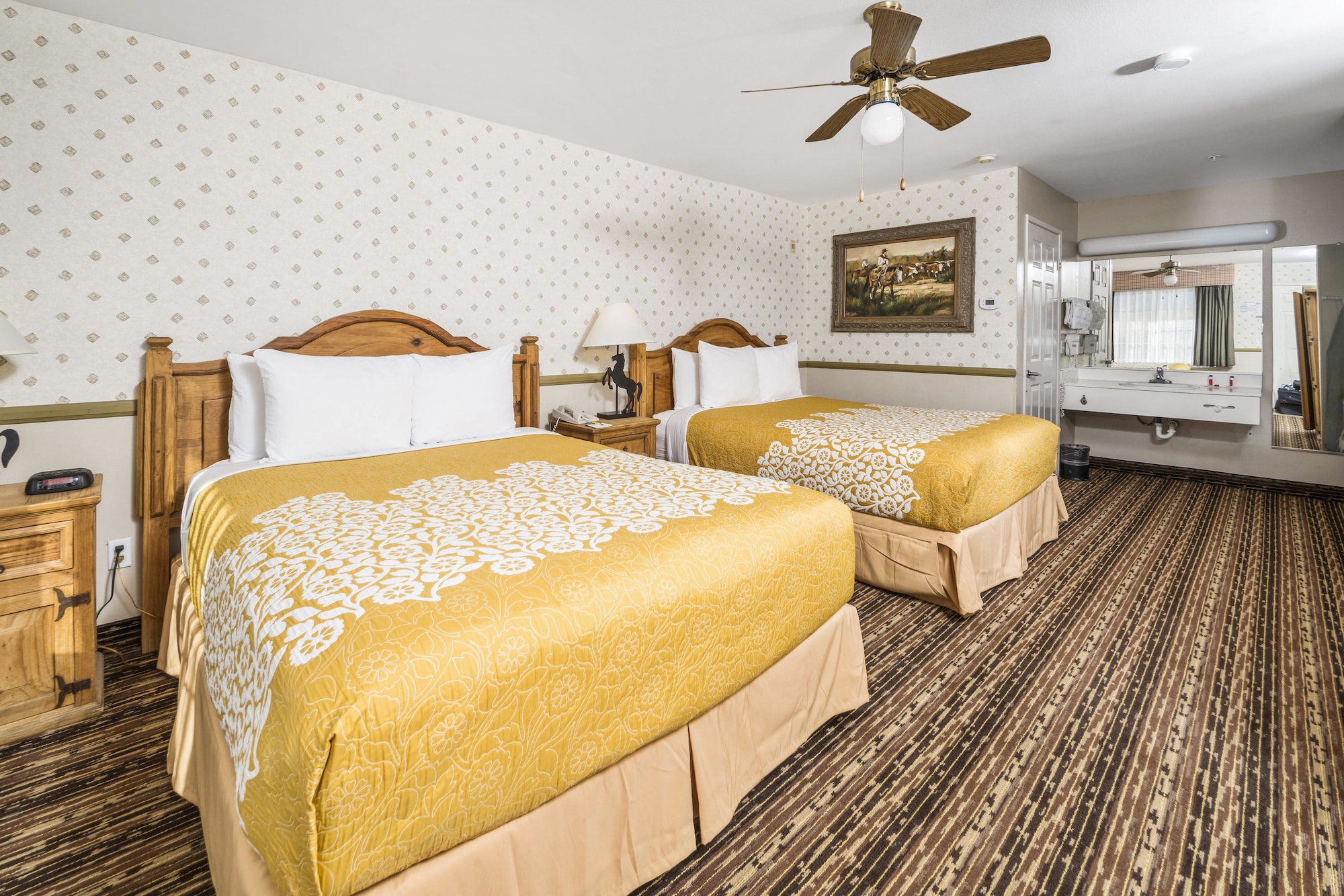 Room, 2 Queen Beds