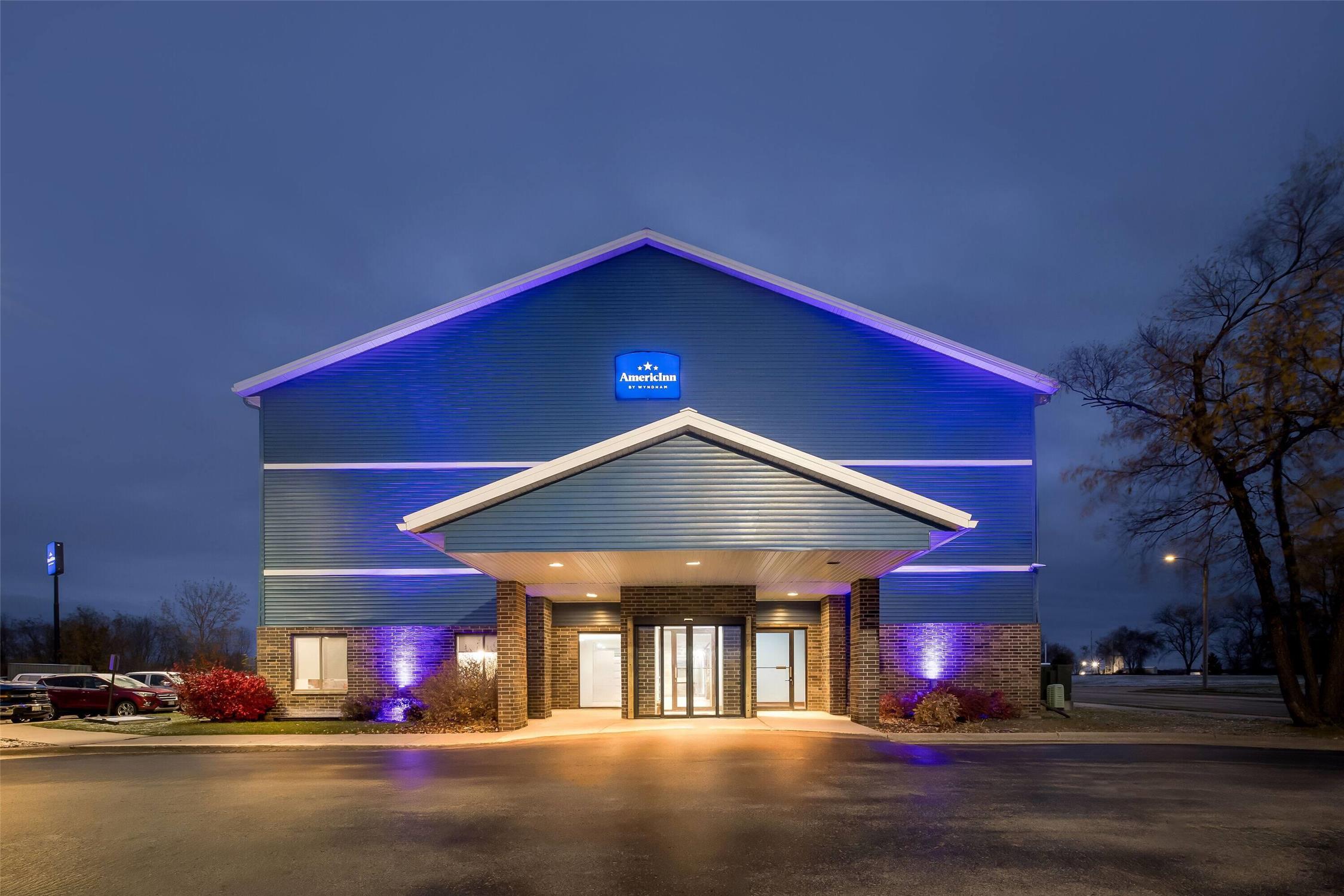 AmericInn by Wyndham Columbus Wisconsin 1/38