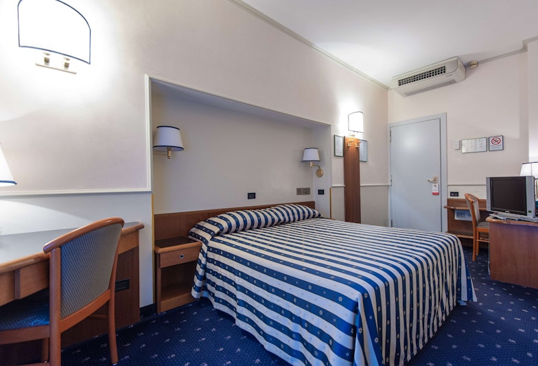 Flora Hotel Milan 6/49