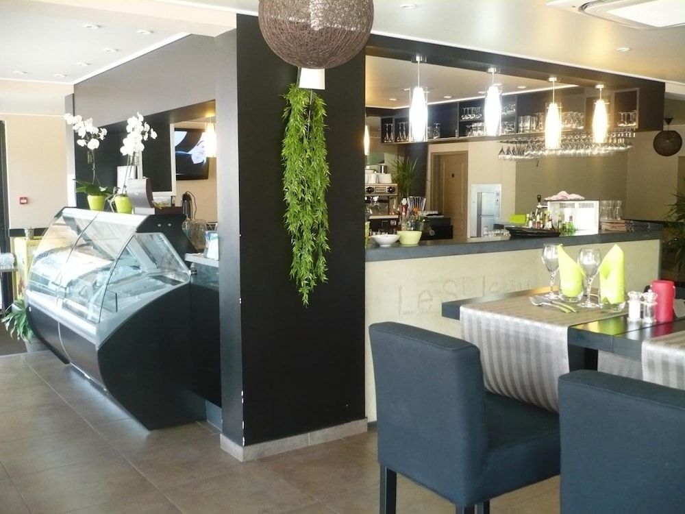 Hotel le Saint Jean 5/39