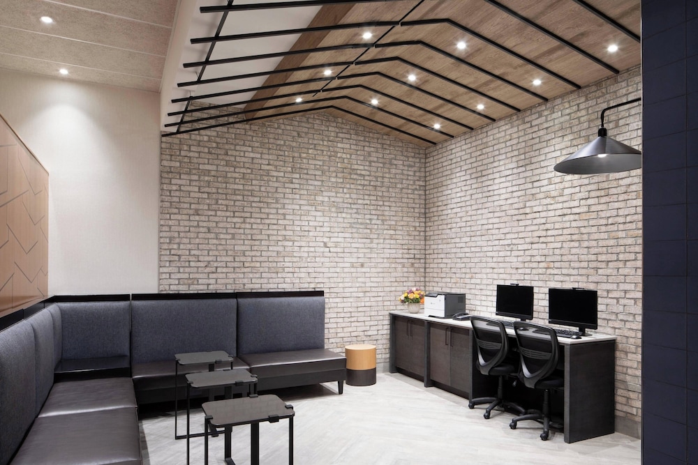SpringHill Suites New York Manhattan/Times Square South 23/38