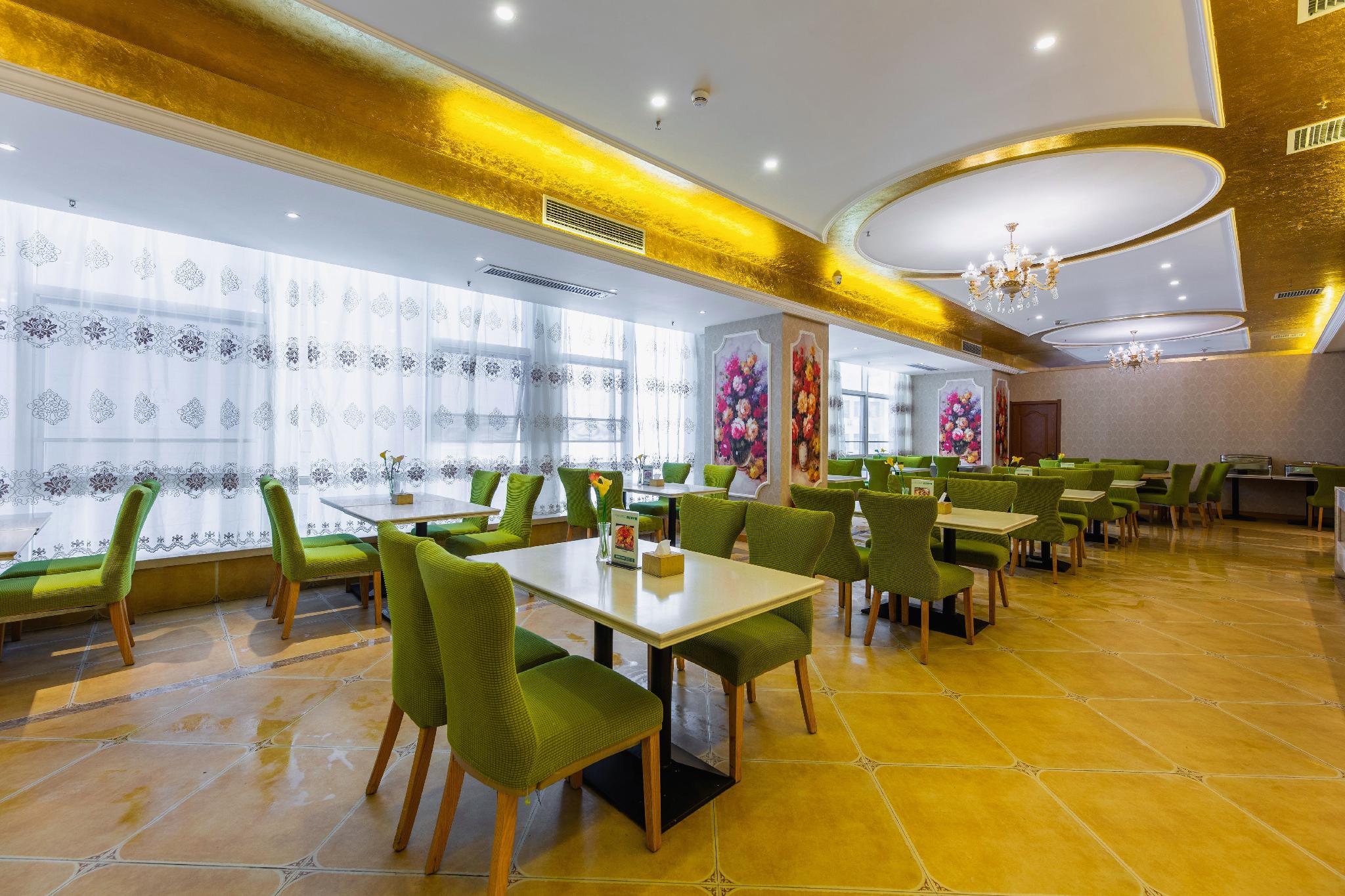 Vienna International Hotel (Yichang East Railway Station) 47/50