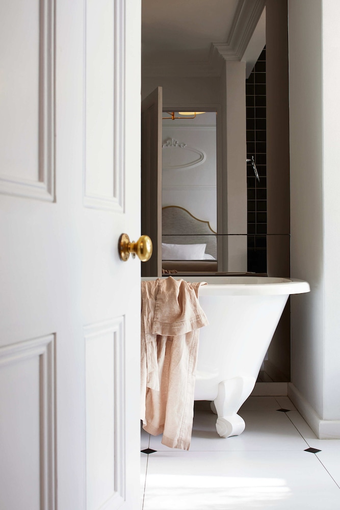 The Alphen Boutique Hotel 7/35