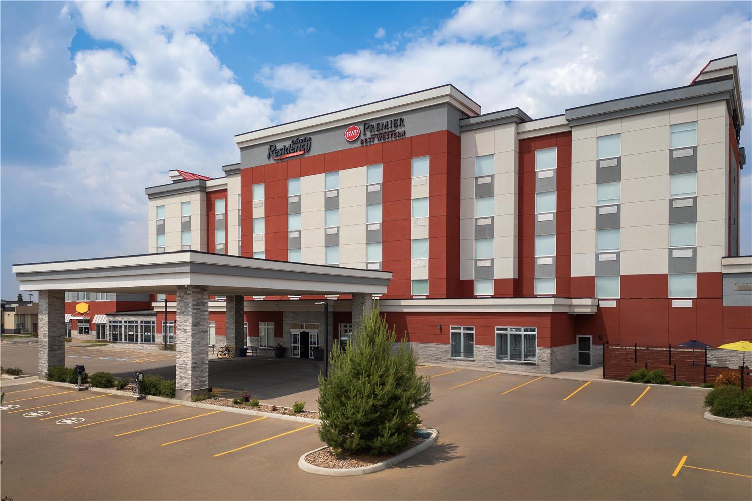 Best Western Premier Executive Residency Medicine Hat 3/22