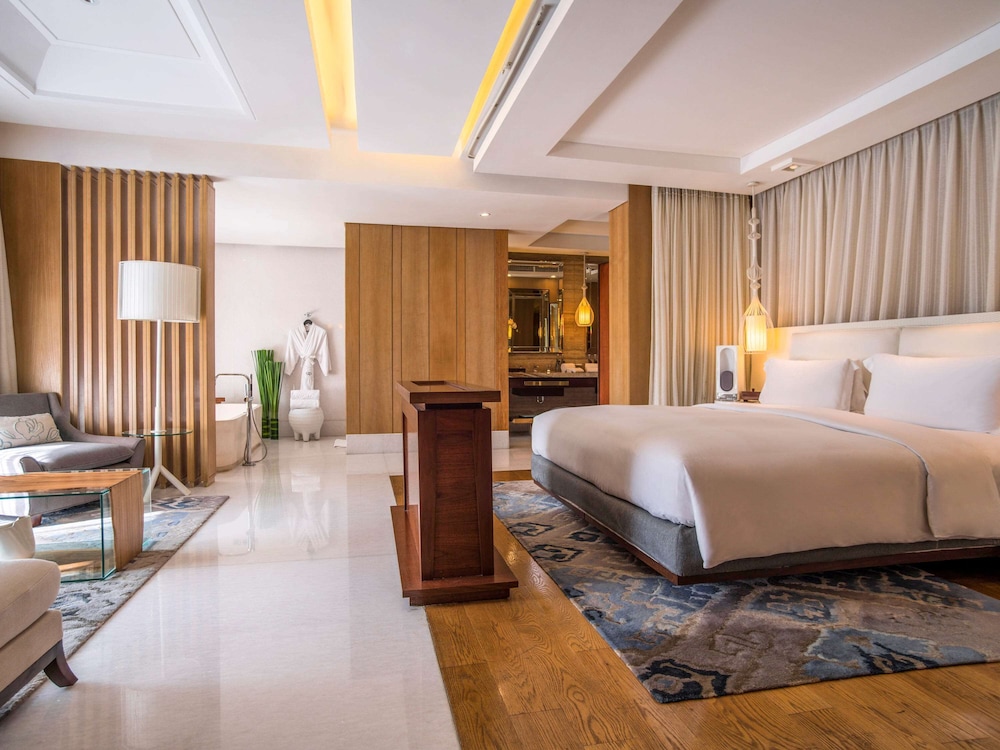Sofitel Bali Nusa Dua Beach Resort 24/68
