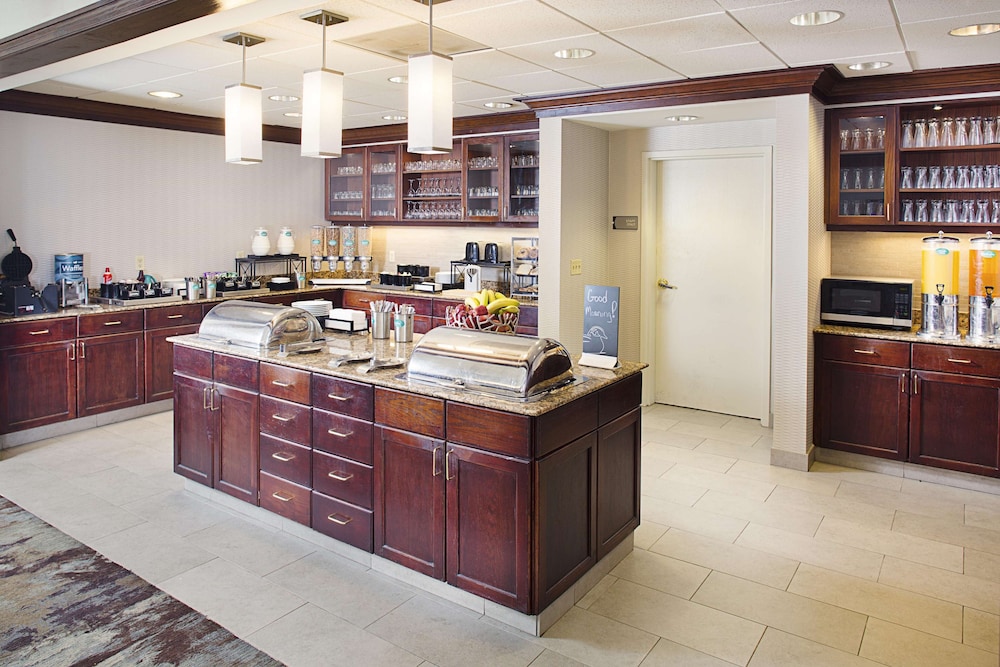 Homewood Suites by Hilton Cleveland Solon 8/63