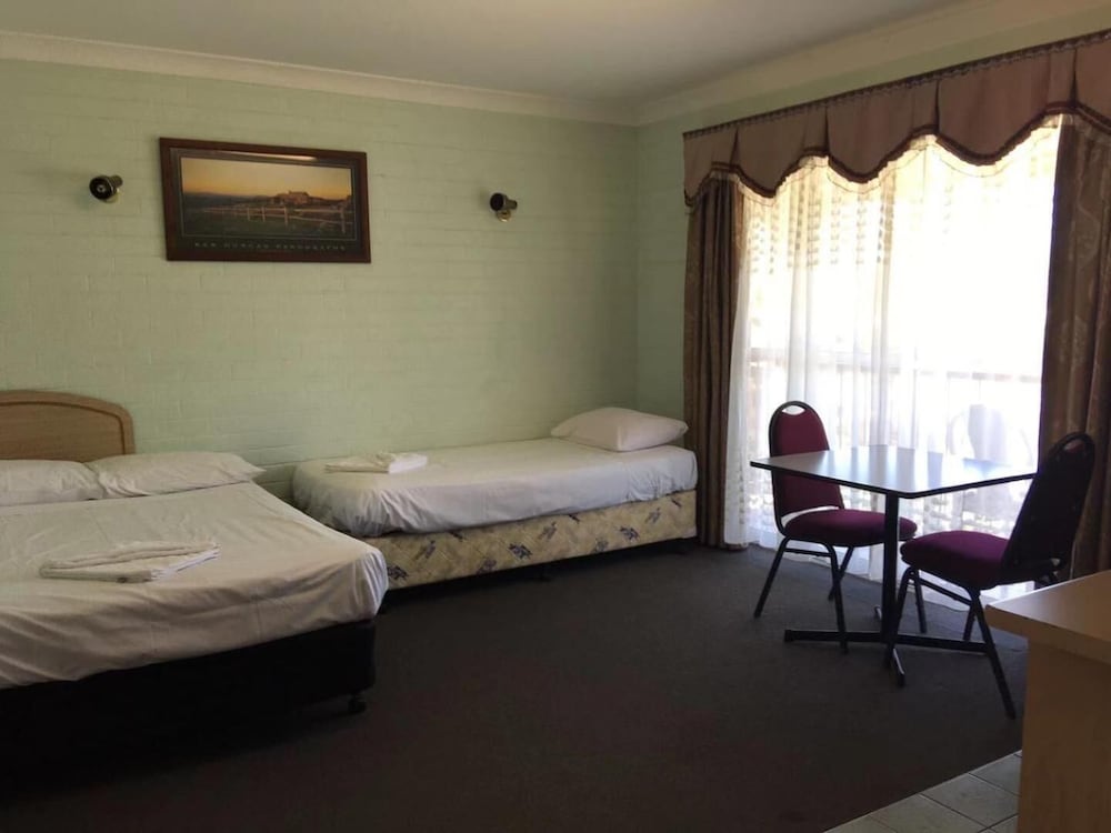 Homestead Motel 23/59