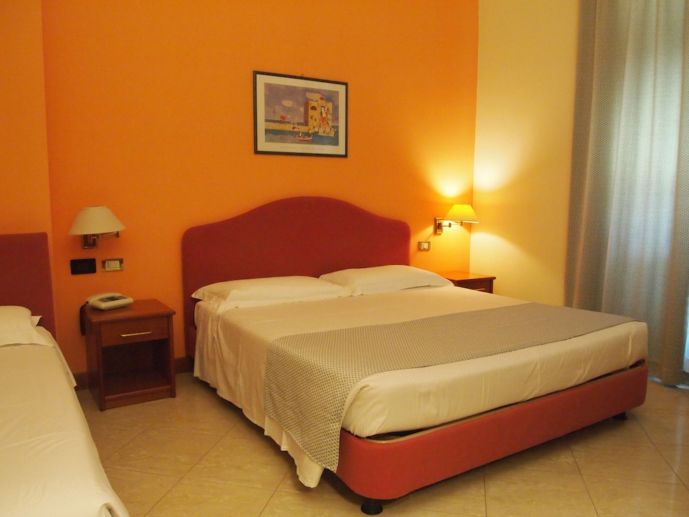Piccolo Hotel 20/56